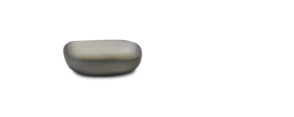 resin hans dish, black