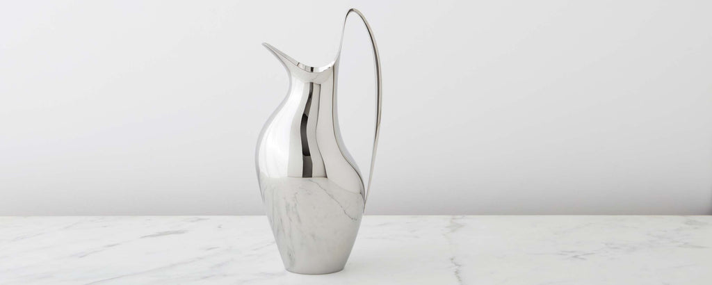 HK pitcher
