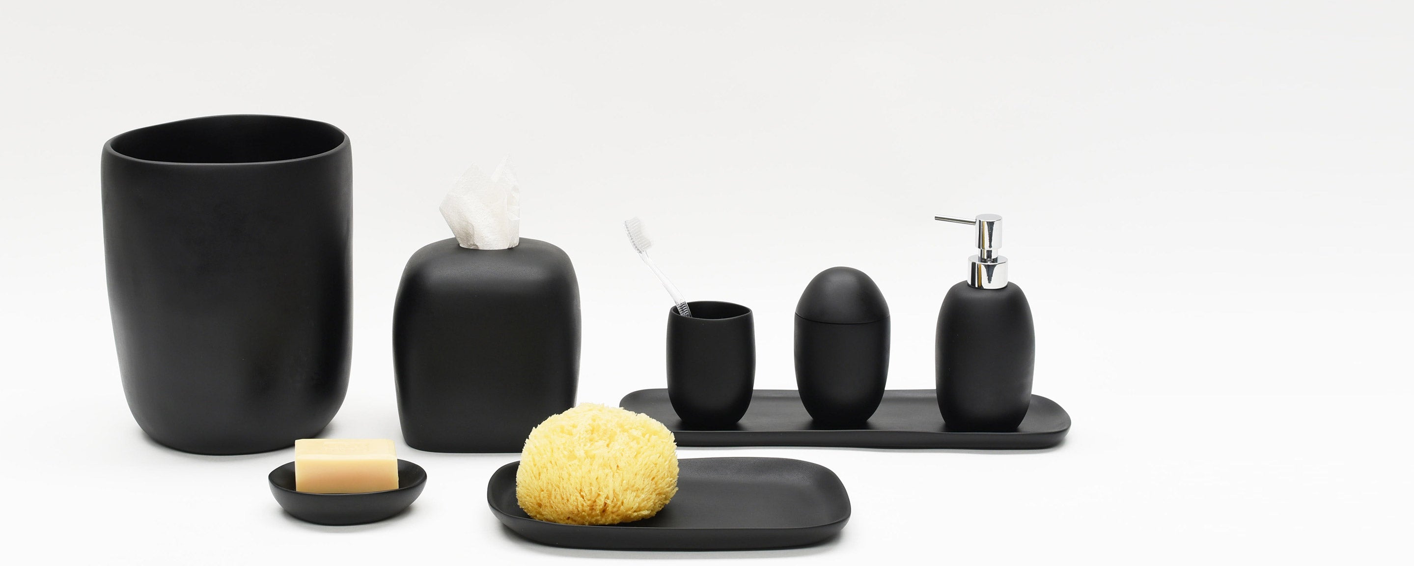 resin black guest tray