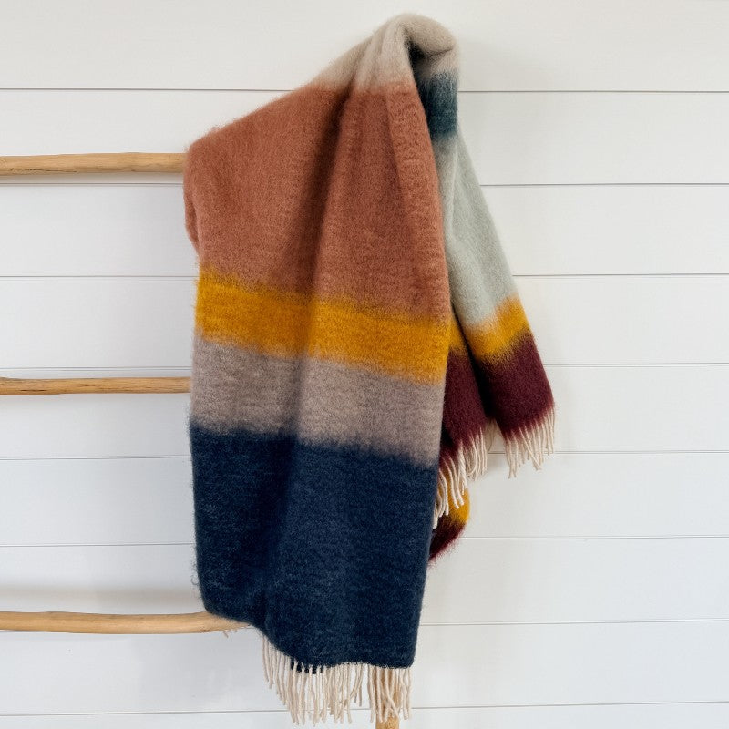 horizon throw, maroon