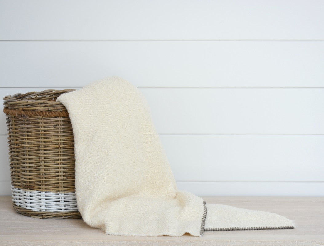 rivers cream throw