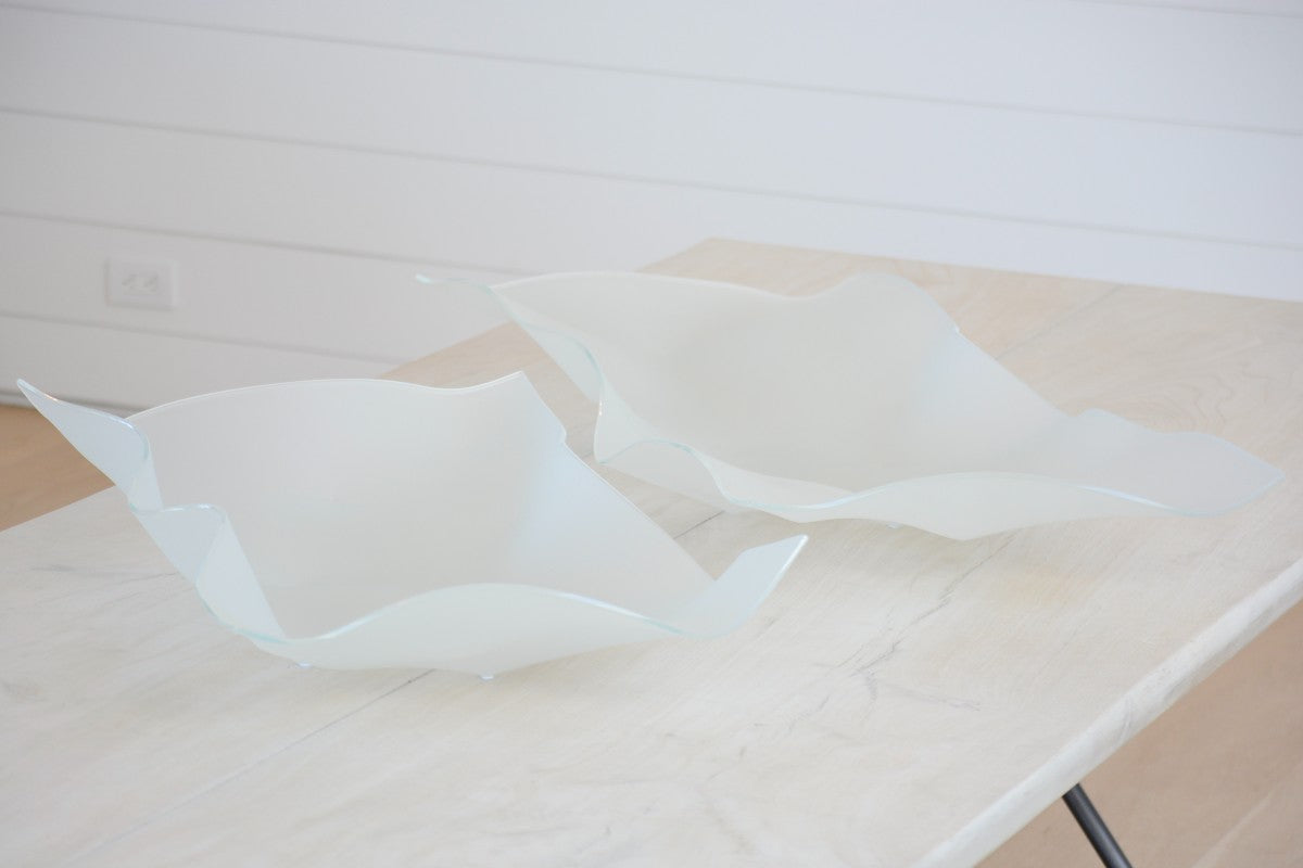 white glass centerpiece short
