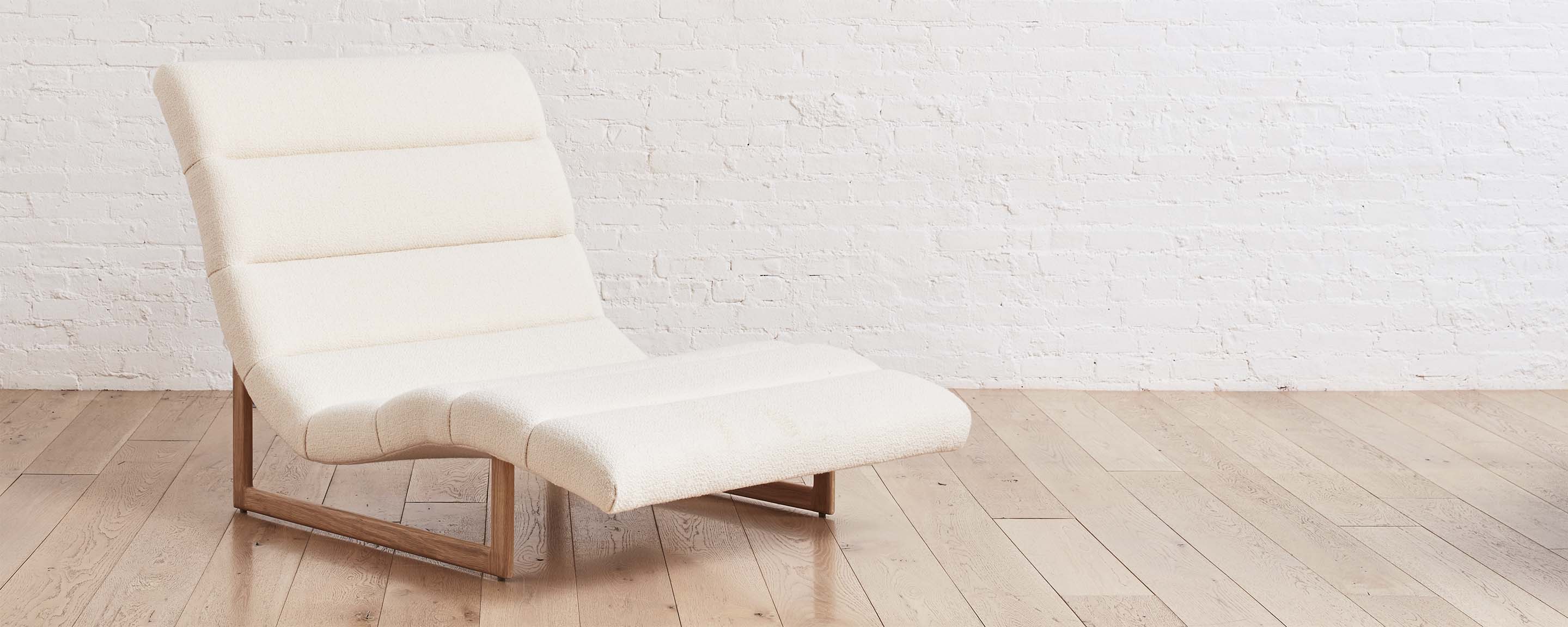 the homenature sag harbor chaise
