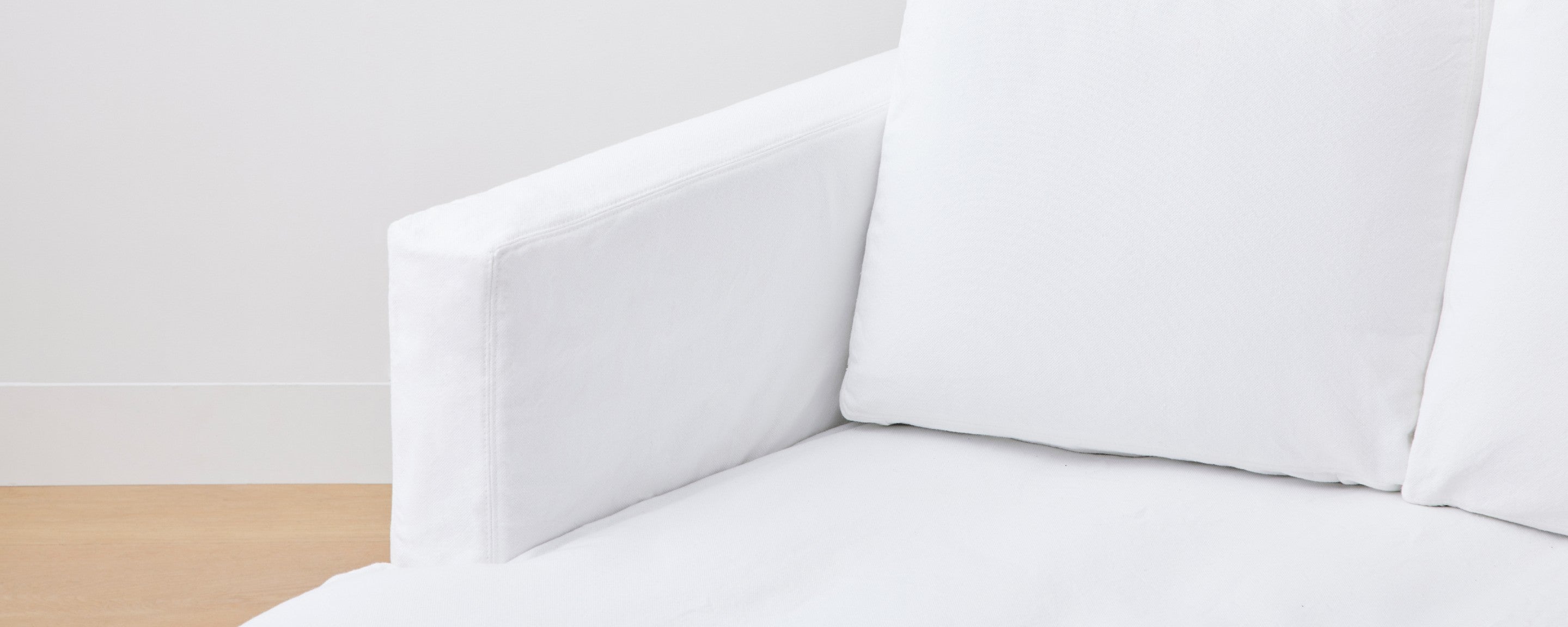 the homenature malibu sofa