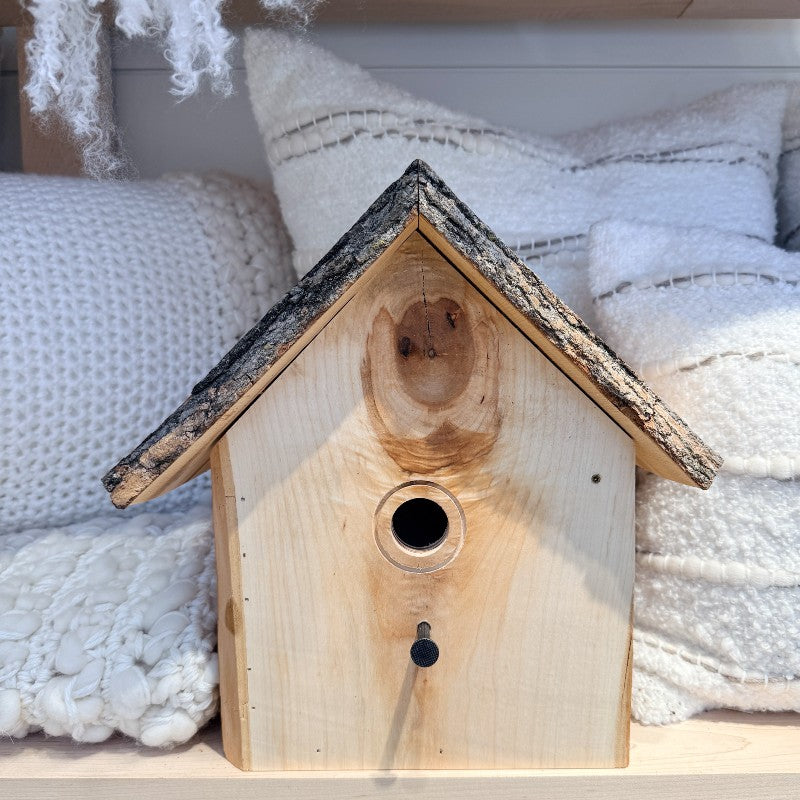1 family birdhouse