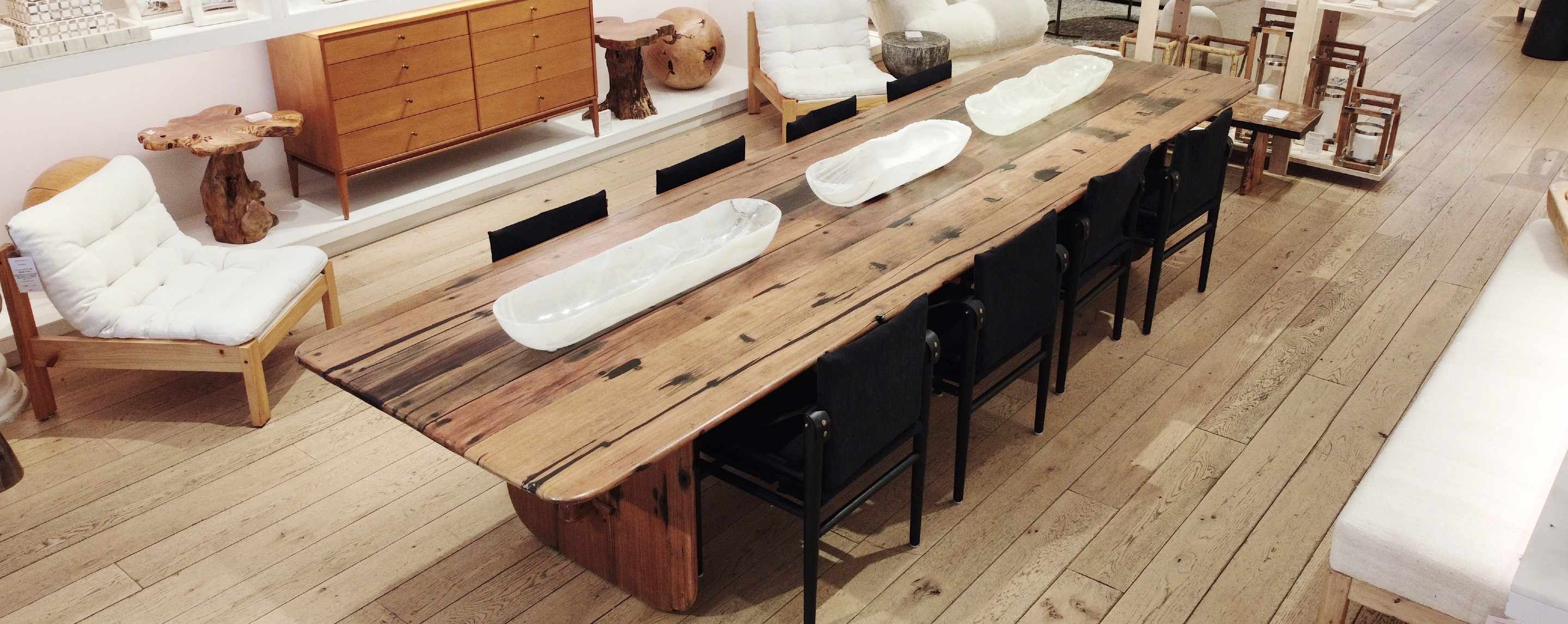 the reclaimed wood dining table