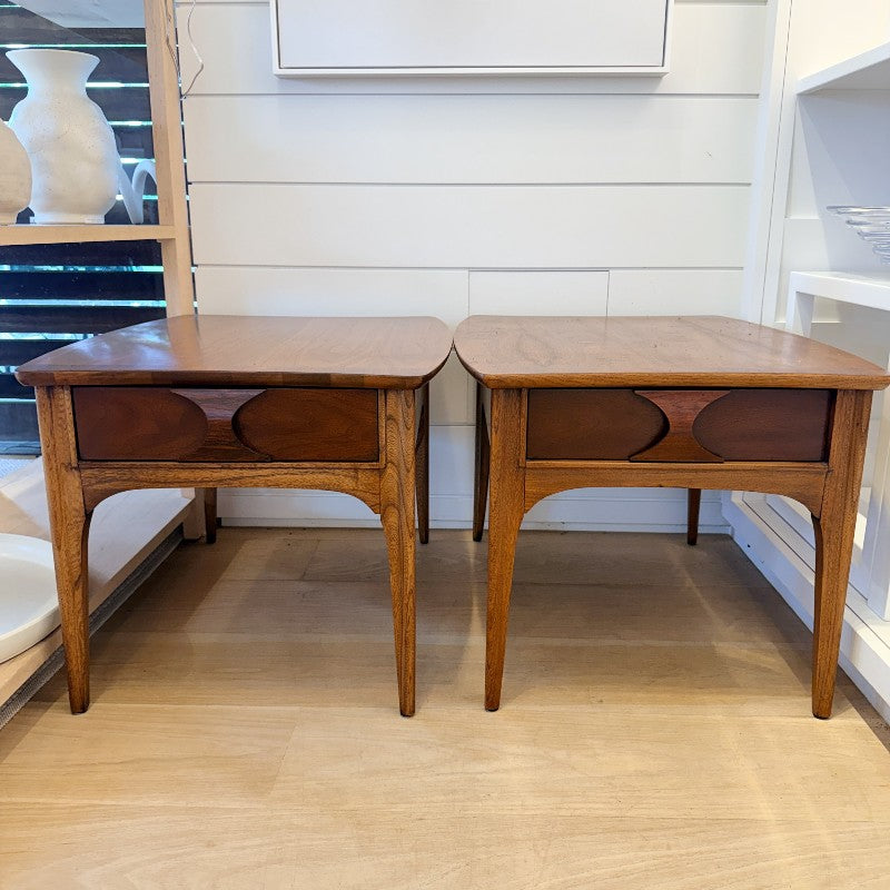vintage pair of american end tables