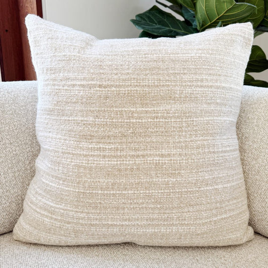 naka pillow ecru 23x23