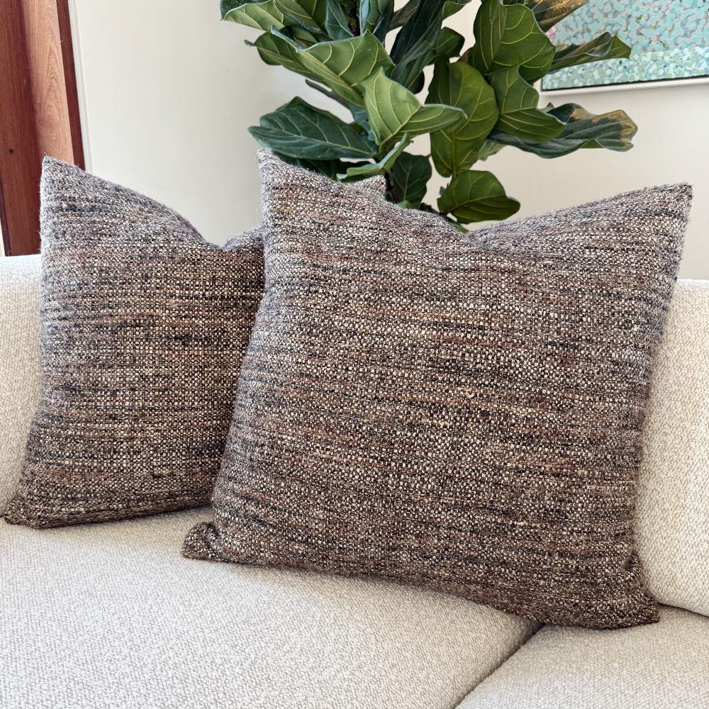 naka black pillow 23x23