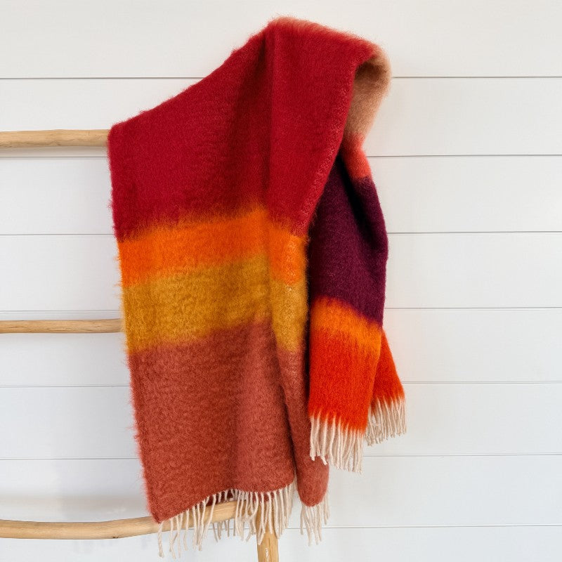 horizon throw, orange