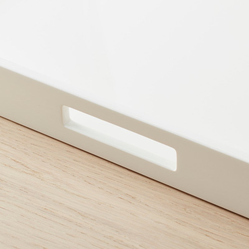 white lacquered trays