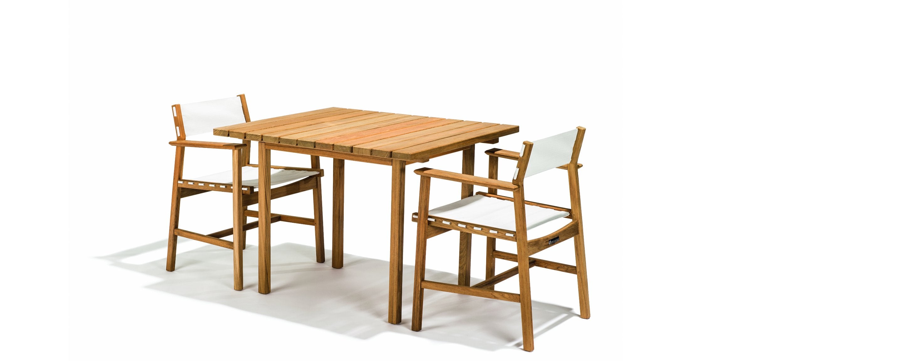 the djuro small dining table